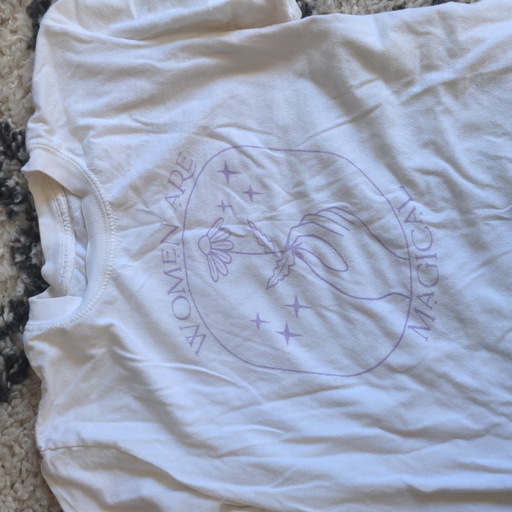 Women are Magical T-shirt by klsd size small